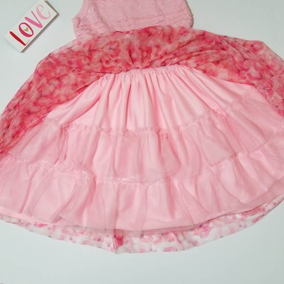 Girl's pink dress with floral print 🌸 - Picture 5 of 6